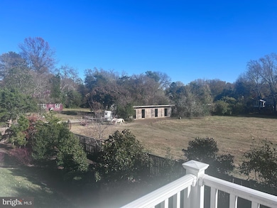 2535 James David Way, Alexandria, VA 22306 - photo 2