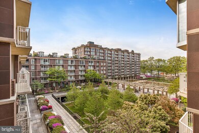Harbour Square unit N424, Washington, DC 20024 - photo 4