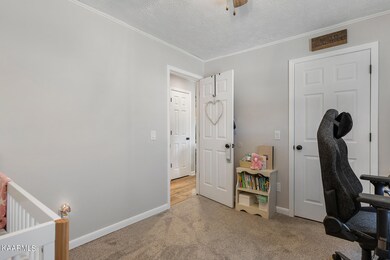 909 Cindy Dr, Cookeville, TN 38506 - photo 2
