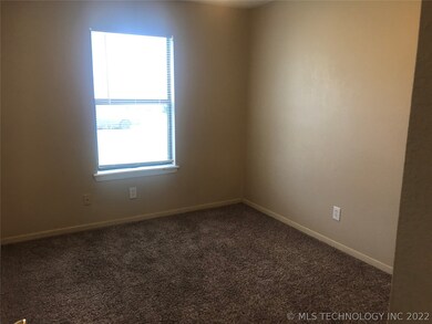 596 W 147th St S, Glenpool, OK 74033 - photo 6