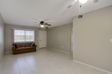 13628 N Silverbell Dr unit 53, Sun City, AZ 85351 - photo 2