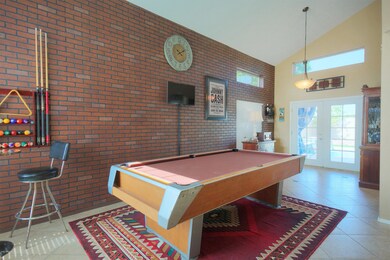 LIVING/DINING ROOM: POOL ROOM!