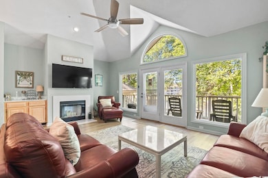 1221 Tidewater Dr unit 722, North Myrtle Beach, SC 29582 - photo 7