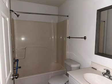 Bathroom2_137 Lonnie Jack