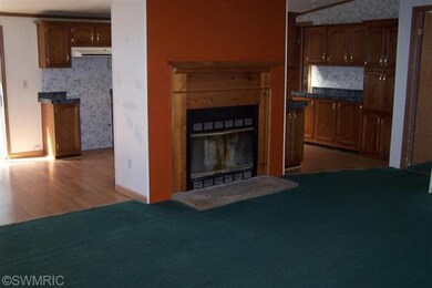110 Canyon Rd unit 80, Leroy, MI 49655 - photo 3