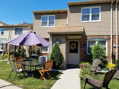 20 Franklin Ln unit C, Staten Island, NY 10306 - photo 4