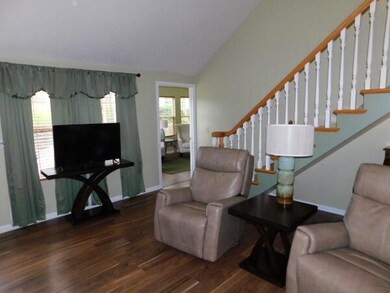 533 Edgehill Cir, Logan, OH 43138 - photo 6