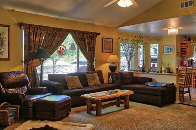 23081 Lakeview Dr Tehachapi CA-large-007