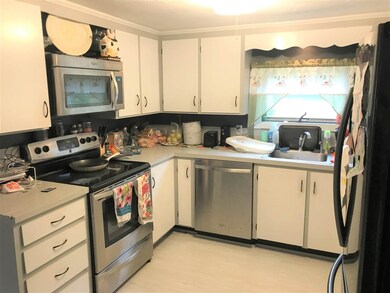 53 Circle Dr, Meredith, NH 03253 - photo 3