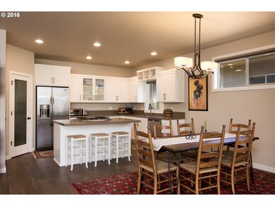 unlisted-address, Eugene, OR 97401 - photo 6