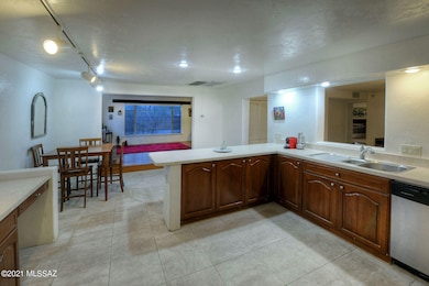 3825 N Tyndall Ave, Tucson, AZ 85719 - photo 7