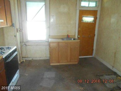 1802 N Chapel St, Baltimore, MD 21213 - photo 2