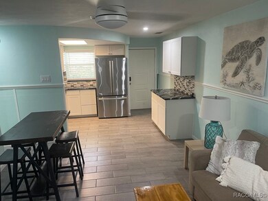 1412 SE Paradise Ave unit 2, Crystal River, FL 34429 - photo 4