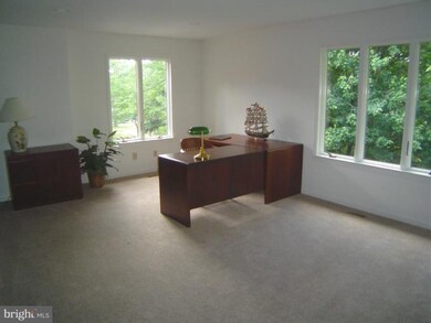 7183 Stillwater Ct, Frederick, MD 21702 - photo 2