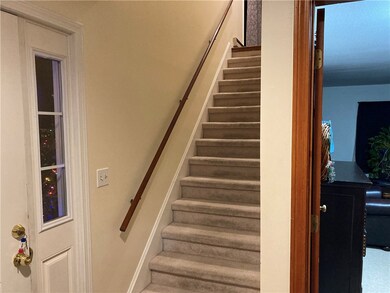 353 Chatham Cir unit 353, Warwick, RI 02886 - photo 3