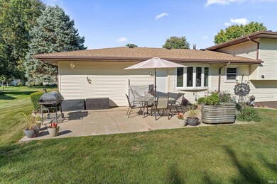 15600 Windfield Ln, Granger, IN 46530 - photo 3