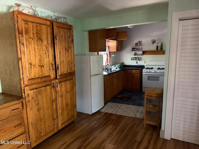 807 27th St, Gulfport, MS 39501 - photo 6