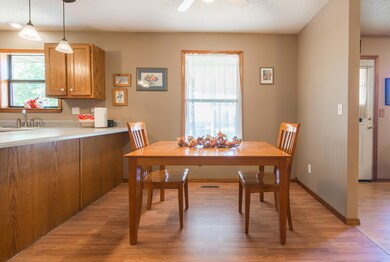 Archer-Cedarwood-Home-10