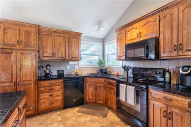 19319 W 209th St, Spring Hill, KS 66083 - photo 6