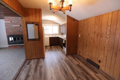 1413 wisconsin dining and kitchen.1.JPG