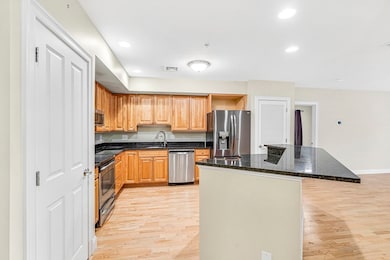 15 Summer St unit 104, Franklin, MA 02038 - photo 3