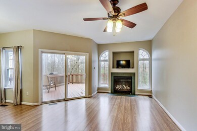 2592 Running Wolf Trail, Odenton, MD 21113 - photo 4