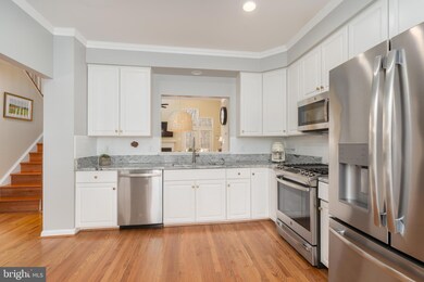 1222 Weatherstone Ct, Reston, VA 20194 - photo 6