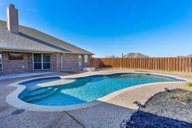 708 Stone Ridge Dr, Gainesville, TX 76240 - photo 6