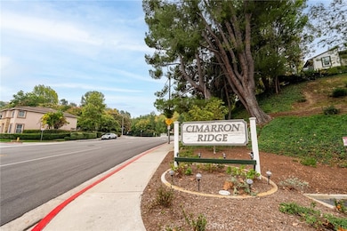 2127 Abrazo Dr unit 2, West Covina, CA 91791 - photo 2