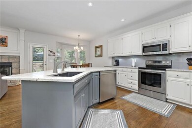 Fabulous Renovated Kitchen!!!