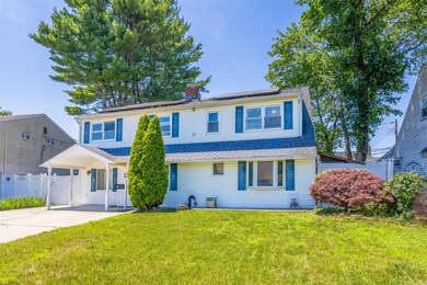 4 Wagon Ln, Levittown, NY 11756 - photo 3