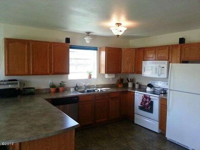 6 Kitchen