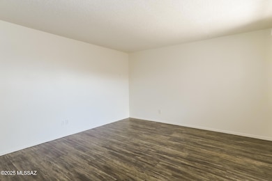 2625 N Alvernon Way unit B3, Tucson, AZ 85712 - photo 4