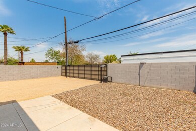 830 E Palm Ln unit 1/2, Phoenix, AZ 85006 - photo 2