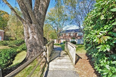 1302 Windsor Dr, Framingham, MA 01701 - photo 5