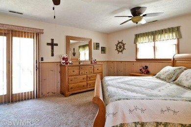 8442 Warren Woods Rd, Three Oaks, MI 49128 - photo 2