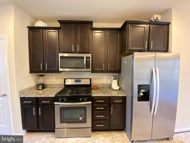 1210 Acorn Ln, Severn, MD 21144 - photo 3