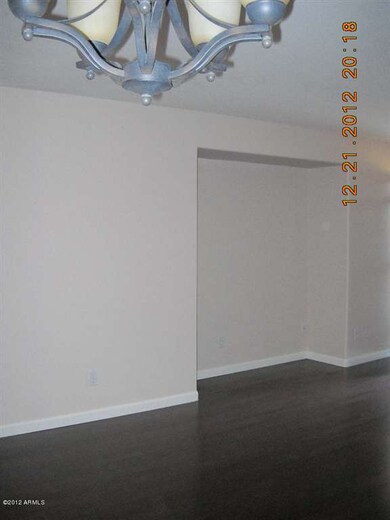 Living/dining room 2