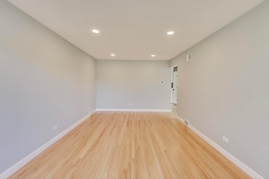 11459 S Ewing Ave, Chicago, IL 60617 - photo 6