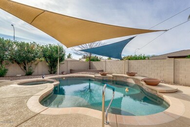 Pool, Spa, New Shade Sails!