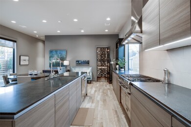 1613 Fairview St, Houston, TX 77006 - photo 6