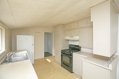 145 Fremont St, Elkhart, IN 46516 - photo 7