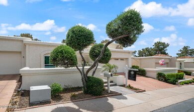 5751 N 25th Pl - 55