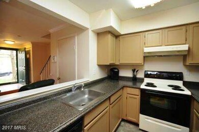 7438 Emerald Dr unit 29, Manassas, VA 20109 - photo 7