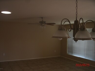 10159 W Cinnebar Ave, Sun City, AZ 85351 - photo 4