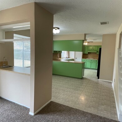 15402 Swan Creek Dr, Houston, TX 77095 - photo 5