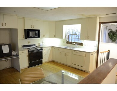 10 Briar Hill Ln, Waltham, MA 02452 - photo 3