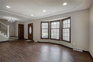 8113 Hauser St, Lenexa, KS 66215 - photo 7