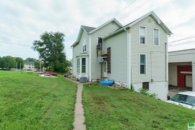 410 13th St, Sioux City, IA 51105 - photo 3