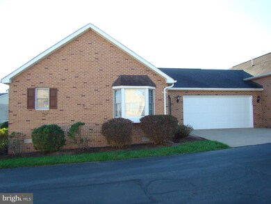 194 B1 Tyler Cir unit B-1, Strasburg, VA 22657 - photo 3